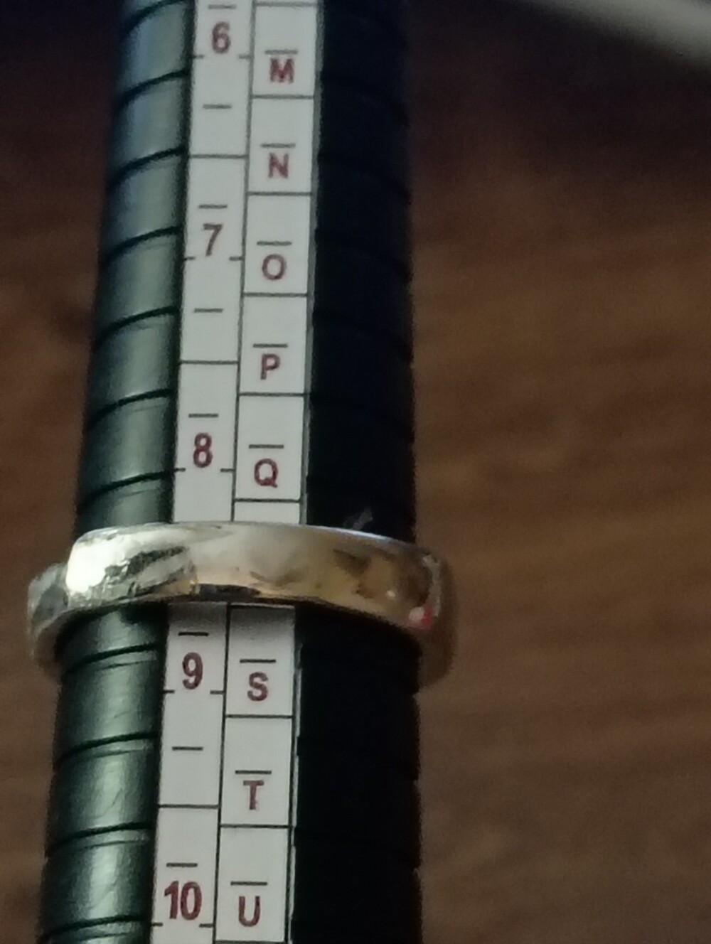 Ring 8.5 - Picture 2 of 5